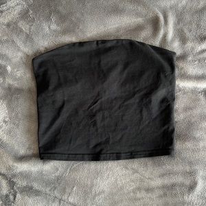 Black Basic Cropped Tube Top